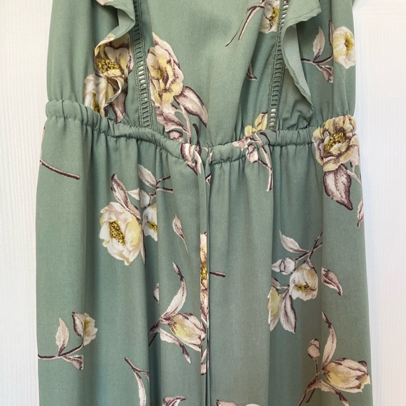 Xhilaration Floral Pastel Green Wide Leg Jumpsuit size XS - Picture 3 of 11